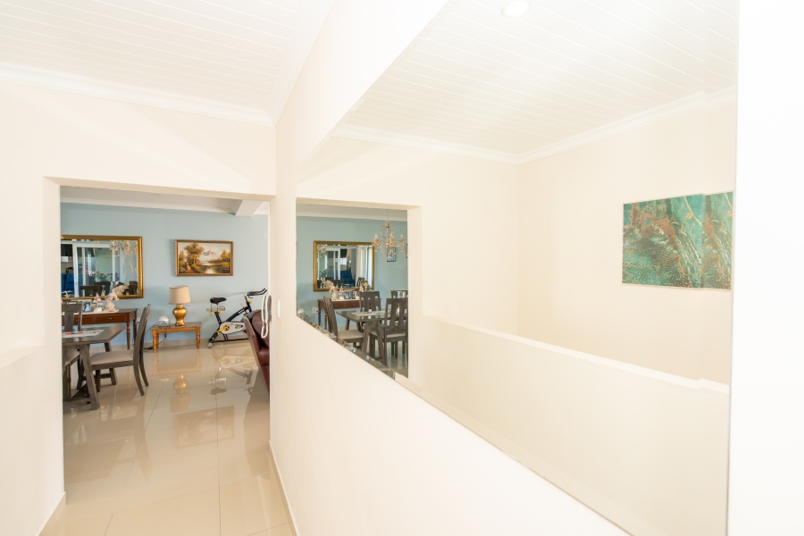 4 Bedroom Property for Sale in Myburgh Park Western Cape